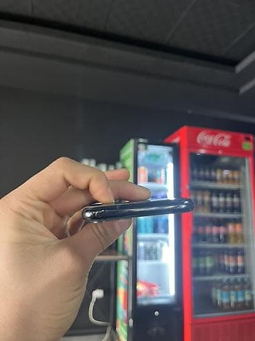 phone 6: IPhone 11 Pro, Matte Midnight Green — 4