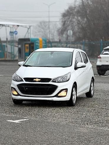 matiz spark: Chevrolet Spark: 2019 г., 1 л, Автомат, Бензин, Хэтчбэк — 2