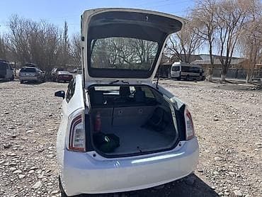 тюнинг тойота: Toyota Prius: 2013 г., 1.8 л, Гибрид, Лифтбек — 5