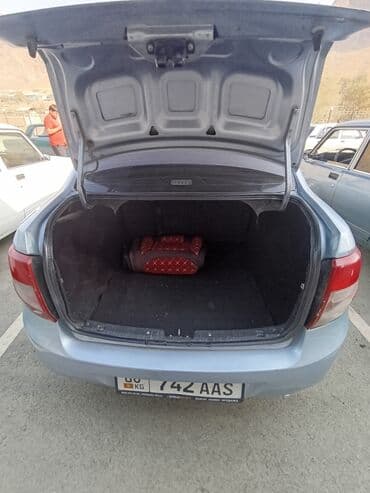 li авто: ВАЗ (ЛАДА) Granta: 2012 г., 1.6 л, Механика, Бензин, Седан — 5