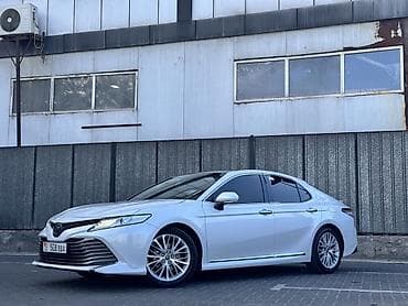 Toyota Camry: 2019 г., 2.5 л, Автомат, Бензин, Седан