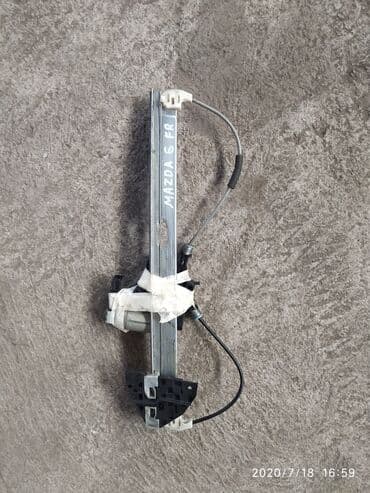 продать швейную машинку на запчасти: Mazda 6 Стеклоподъемник, Мазда 6 стеклоподъемник ПЕРЕДНИЙ ПРАВЫЙ — 1