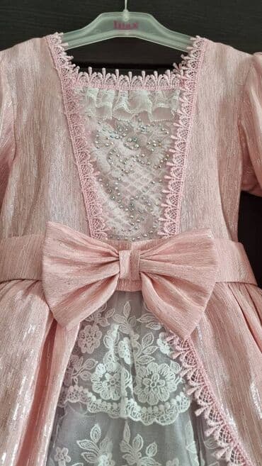 новогодние детские костюмы напрокат: Шикарный новогодний костюм "Принцесса". Очень пышное. Длина до — 4