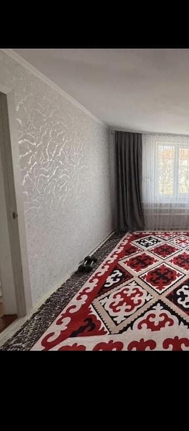 Үйлөрдү сатуу: 60 м², 3 бөлмө, Забор, тосулган — 2