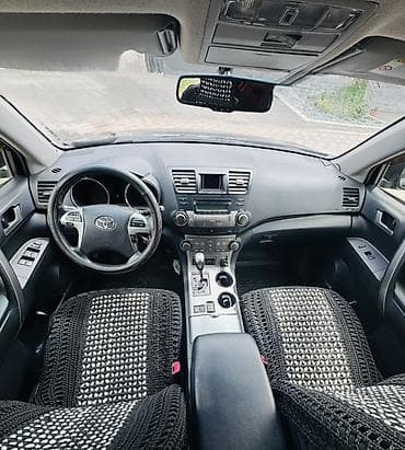 Toyota Highlander: 2012 г., 3.5 л, Автомат, Бензин, Кроссовер — 9