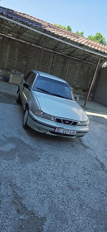 Daewoo Nexia: 2007 г., 1.5 л, Механика, Бензин, Седан