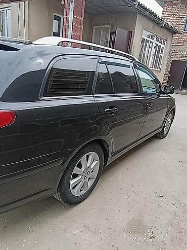 volvo 6x2: Toyota Avensis: 2004 г., 1.8 л, Автомат, Универсал — 4
