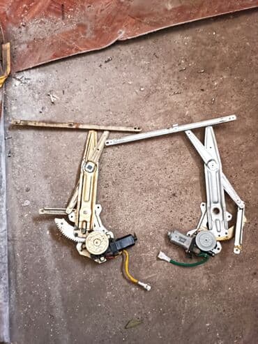 двуспальная кровать с подъемным механизмом: Электрический моторчик Suzuki Б/у, Оригинал, Япония — 1