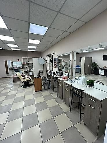 30: Аренда кабинетов в салонах красоты, 25 м², Для мастера по маникюру, Для шугаринга, эпиляции, Для бровиста — 1