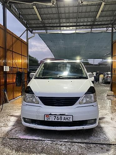 Nissan Serena: 2003 г., Вариатор, Газ, Минивэн — 1