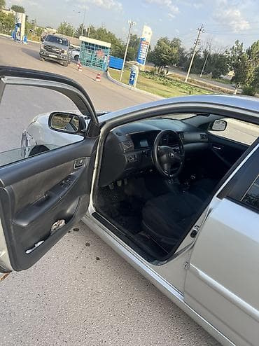 toyota corolla 2010: Toyota Corolla: 2005 г., 1.6 л, Механика, Бензин — 5