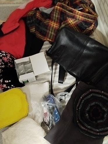 приму в дар вещи: Мешок с женскими вещами и обувью на 48 р - Содержимое: смешанный лот — 4