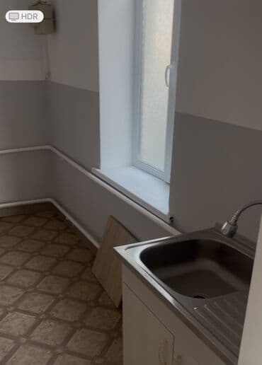 арзан ижарага берилген батирлер жер там: Сдается помещение. - Локация: ж/м Кок-Жар, вдоль дороги, до — 5