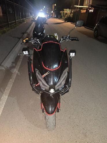 мопеды 150 куб: Скутер/мопед 50–150 см³ (визуально спортивного стиля), черный с — 2