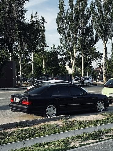 Mercedes-Benz E-Class: 2000 г., 3.2 л, Автомат, Бензин, Седан