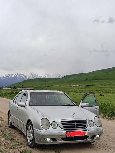 Mercedes-Benz E-Class: 2002 г., Седан