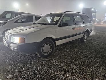 Volkswagen Passat: 1989 г., 1.8 л, Механика, Бензин, Универсал — 2