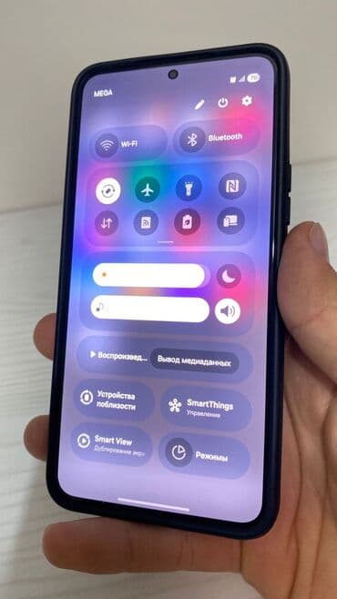galaxy z flip 2 цена в бишкеке: Samsung Galaxy S22, Б/у, 8 ГБ, цвет - Черный, 1 SIM, eSIM — 1