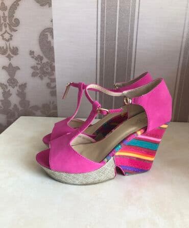 кроксы белые: Продаю стильную босоножку,очень удобные — 1