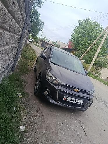 Унаа сатуу: Chevrolet Spark: 2016 г., 1 л, Автомат, Бензин, Хетчбек — 2