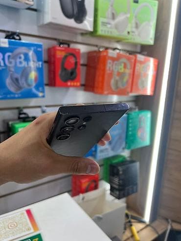 iphone 8 red: Samsung Galaxy S23 Ultra, цвет - Черный — 4