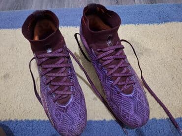 Срочно❗️❗️❗️
Nike air zoom 
хорошие бутсы 
носил 5-6 раз
размер 38-39