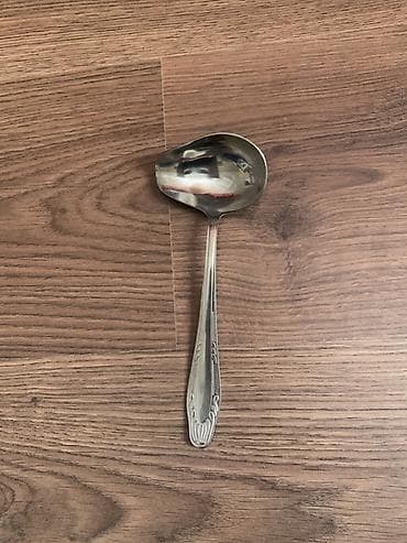 Набор кухонных принадлежностей В комплекте: - Небольшой половник из