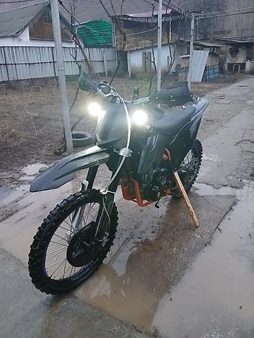 Транспорт: Эндуро/BSE X2 кросс мотоцикл 250 см³ - Двигатель: 4-тактный, возду — 1