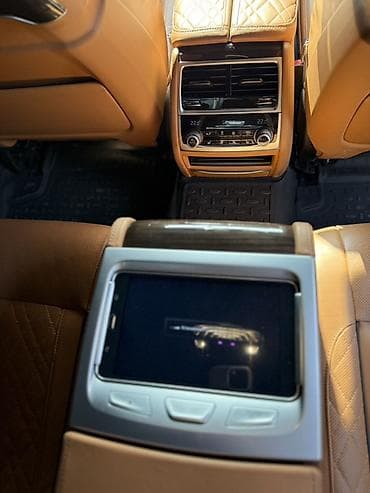 BMW 7 series: 2020 г., 3 л, Автомат, Бензин, Седан — 9
