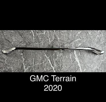 Накладка на бампер GMC, Новый, Аналог