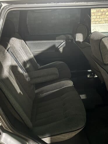 step vagon: Volkswagen Passat Variant: 1993 г., Универсал — 6