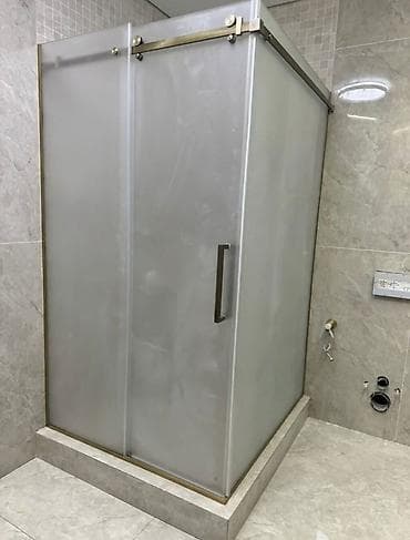 перегородки для туалета: Стеклянные душевые перегородки и ограждения для ванны - Изготовление — 10