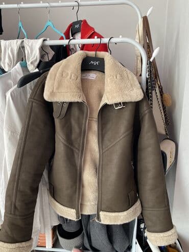 Киреге берилүүчү кийимдер: Дубленка,курткалар сатылат бир эле жоду кийилген . Дубленка 1500 сом — 2