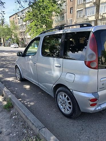 Toyota: Toyota Funcargo: 2001 г., Минивэн — 3