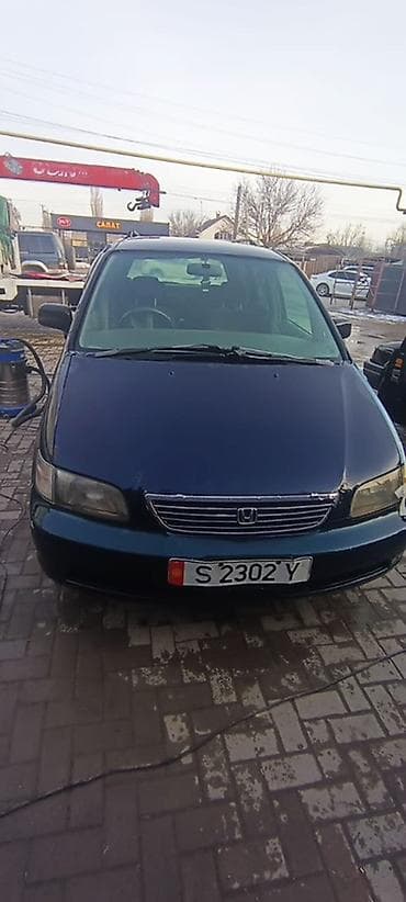 күзгү: Honda Odyssey: 1995 г. — 6
