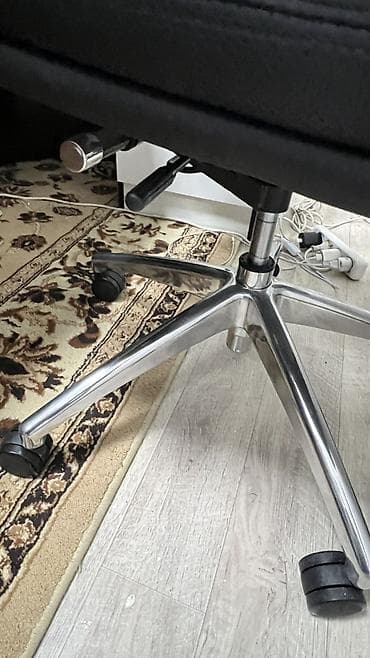 кресло тесла: Офисное кресло, Новый, С колесиками, цвет - Черный, Экокожа, Самовывоз — 6