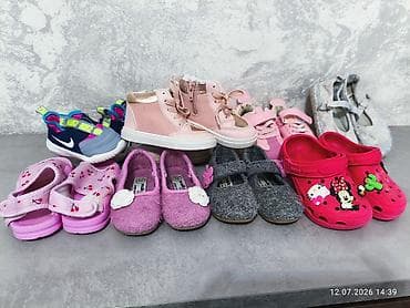 Детская обувь набором — 9 пар от 1 годика до 3 лет . Все за 3500 сом