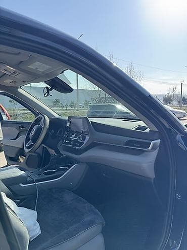 Продажа авто: Toyota Highlander: 2021 г., 2.5 л, Автомат, Бензин, Кроссовер — 4
