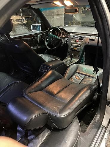 головка мерседес: Mercedes-Benz E-Class: 1997 г., 3.2 л, Автомат, Седан — 8