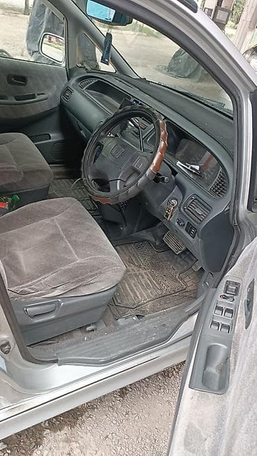 Honda Odyssey: 1997 г., 2.2 л, Автомат, Бензин, Универсал — 6