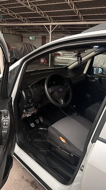 saab: Opel Zafira: 2004 г., 1.8 л, Газ, Минивэн — 6