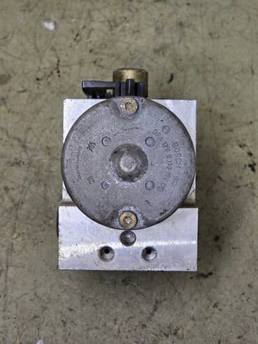 купить передний бампер на ауди 80 б4: Блок ABS Audi 1996 г., Б/у, Оригинал, Германия — 11