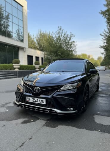tayota runx: Toyota Camry: 2021 г., 2.5 л, Автомат, Бензин, Седан — 1
