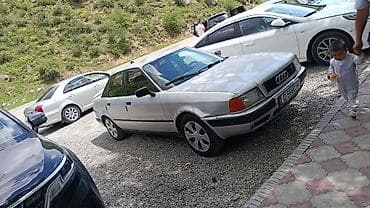 Audi 80: 1992 г., 2 л, Механика, Бензин, Седан