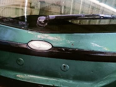 mini copper: Крышка багажника Ford, Б/у — 2