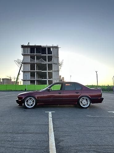 равнодлинный: BMW 5 series: 1992 г., 3 л, Механика, Бензин, Седан — 9