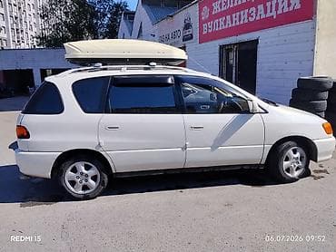 Toyota Ipsum: 2001 г., 2 л, Автомат, Газ, Универсал — 3
