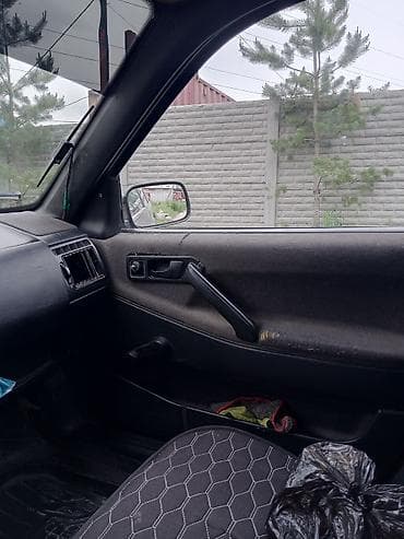 Volkswagen: Volkswagen Passat Variant: 1990 г., 1.8 л, Механика, Бензин, Универсал — 9