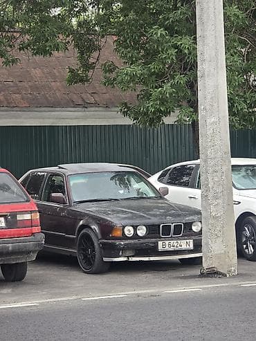 BMW 7 series: 1989 г., 3.5 л, Механика, Бензин, Седан