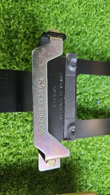 е38: Кранштэйны блоков в багажнике е39 е38 65 12 —-8 361 452 — 5